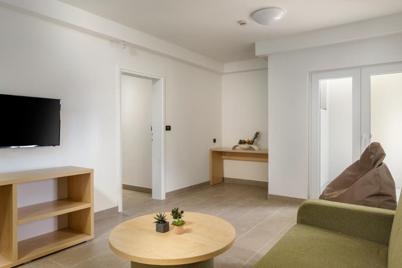 Hotel Delfin Omišalj Zewnętrze zdjęcie