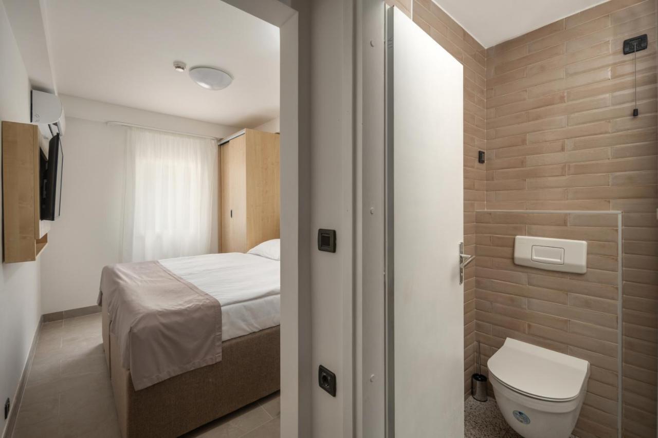Hotel Delfin Omišalj Zewnętrze zdjęcie