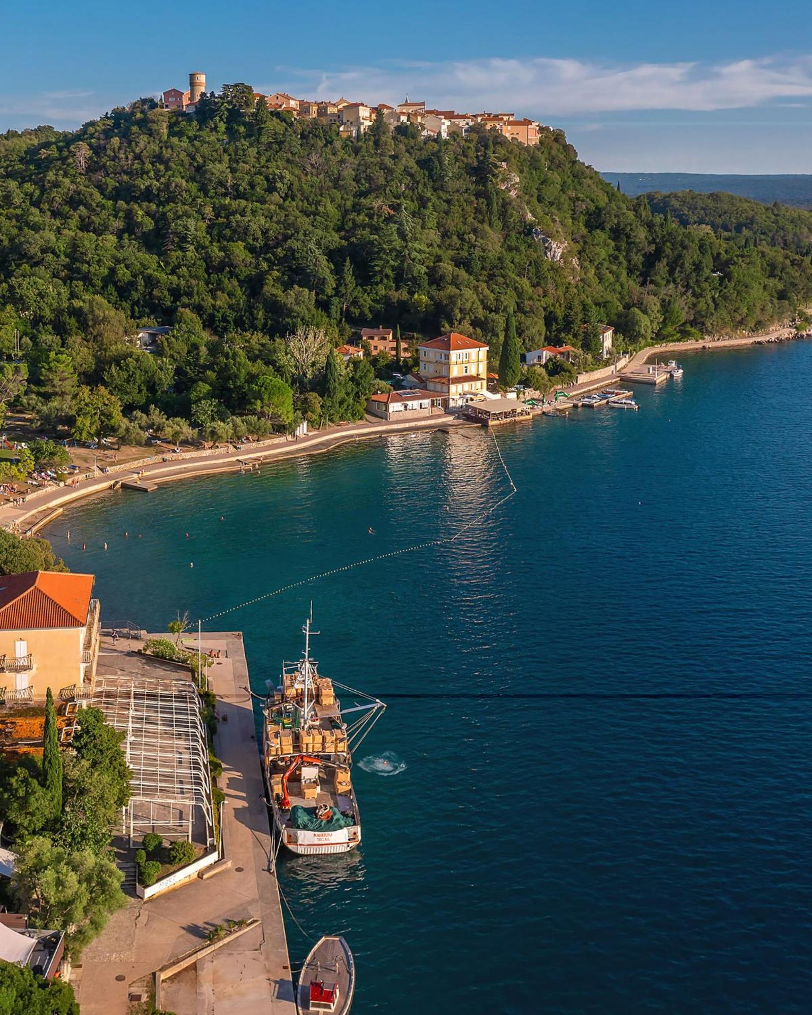 Hotel Delfin Omišalj Zewnętrze zdjęcie
