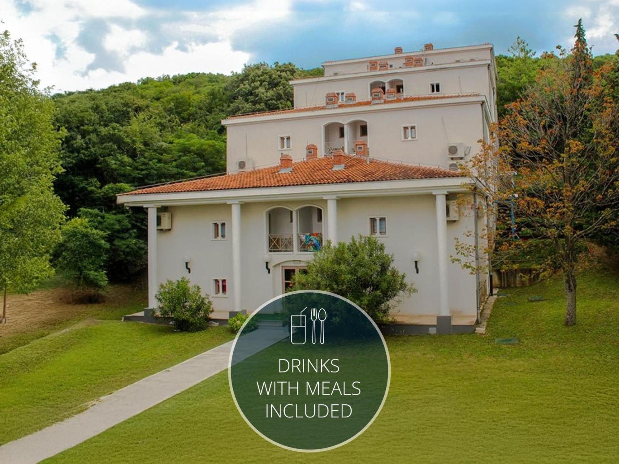 Hotel Delfin Omišalj Zewnętrze zdjęcie